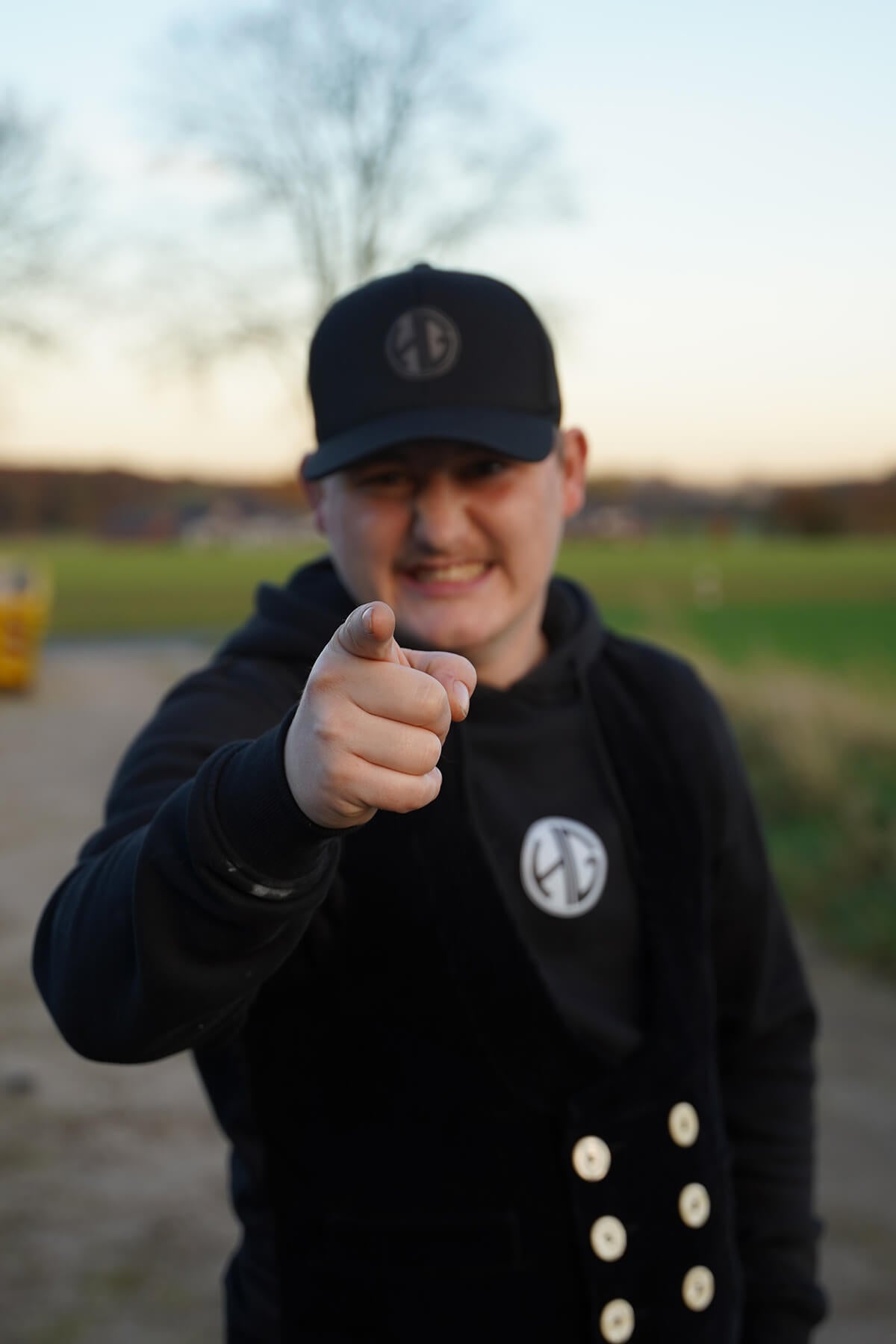 Flexfit Snapback mit Lederpatch