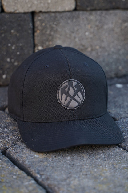 Flexfit Snapback mit Lederpatch