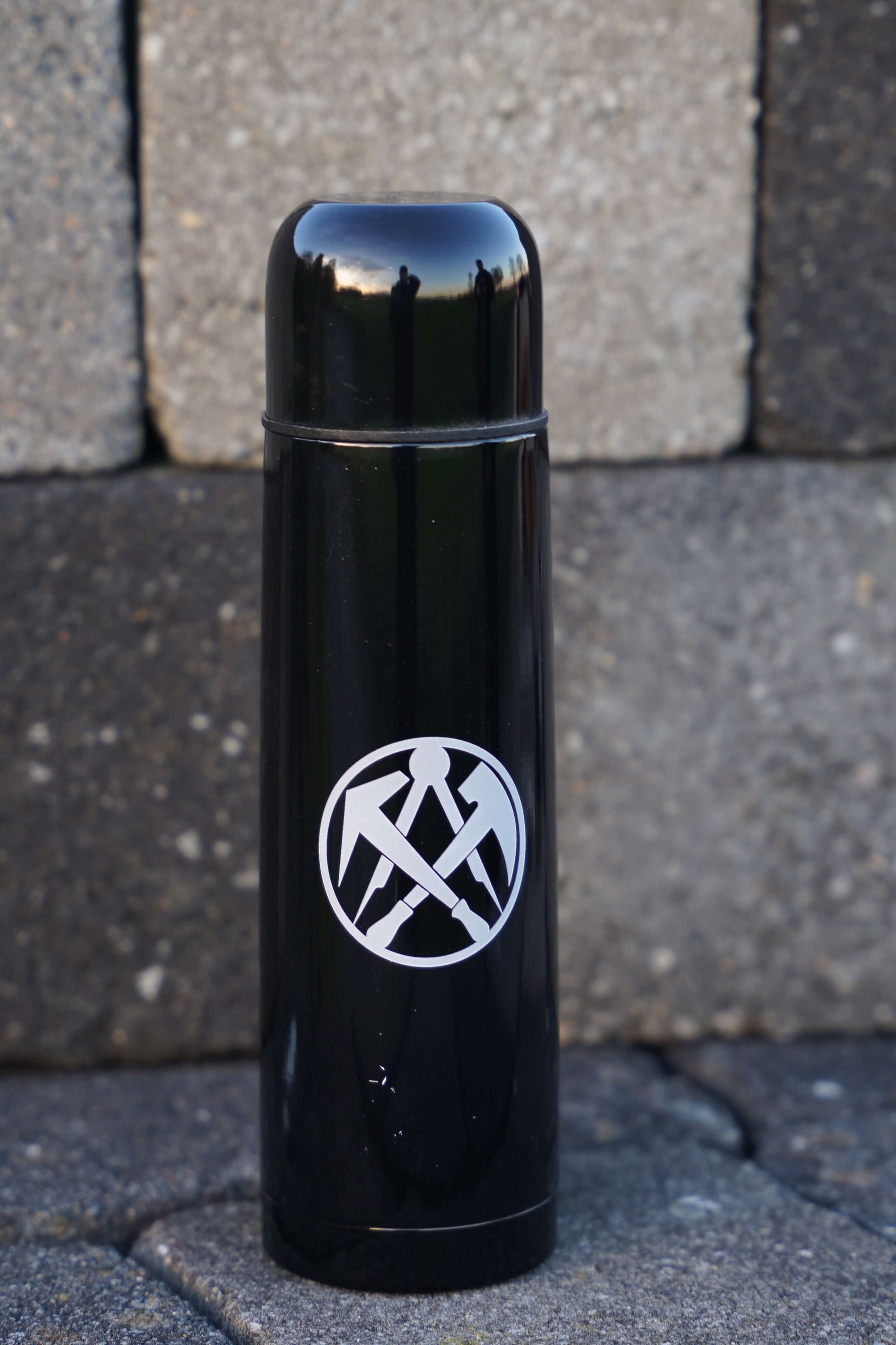 Thermoskanne gelasert