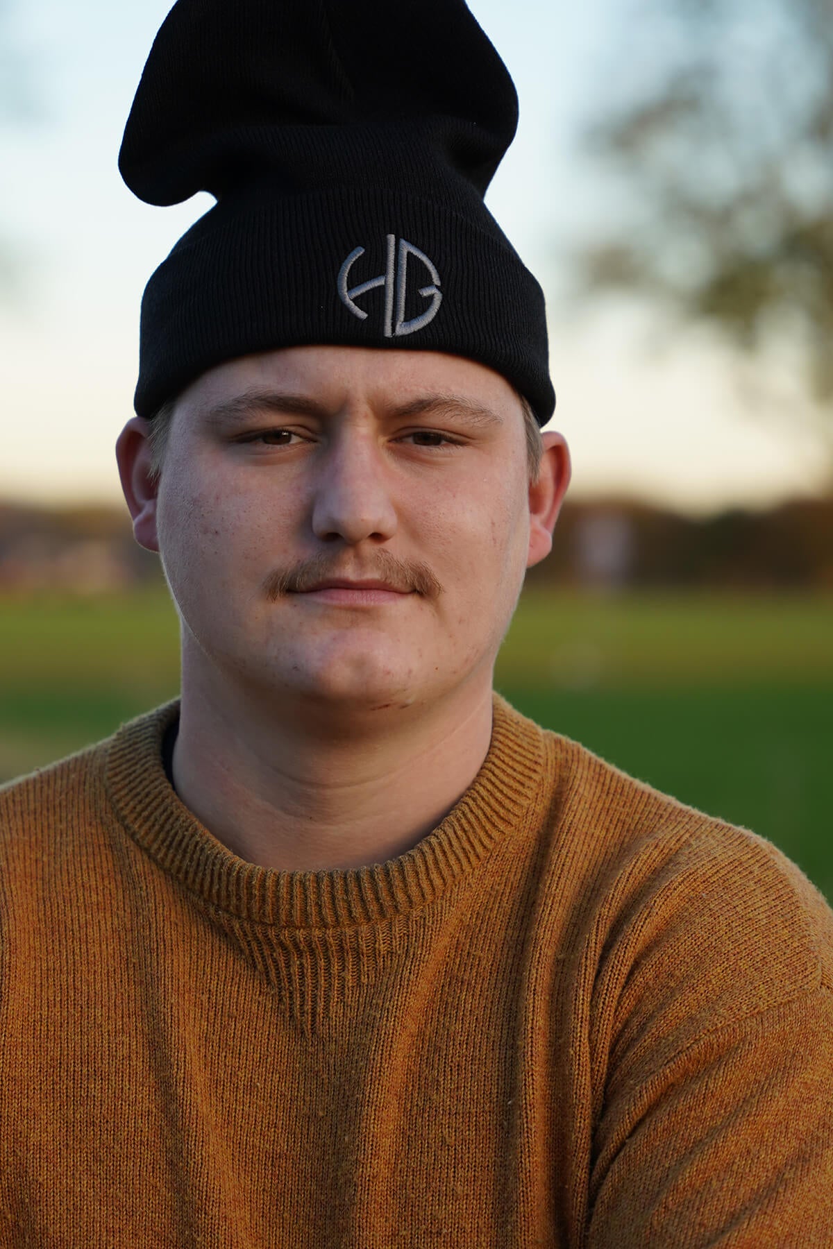 Wintermütze mit gesticktem Logo