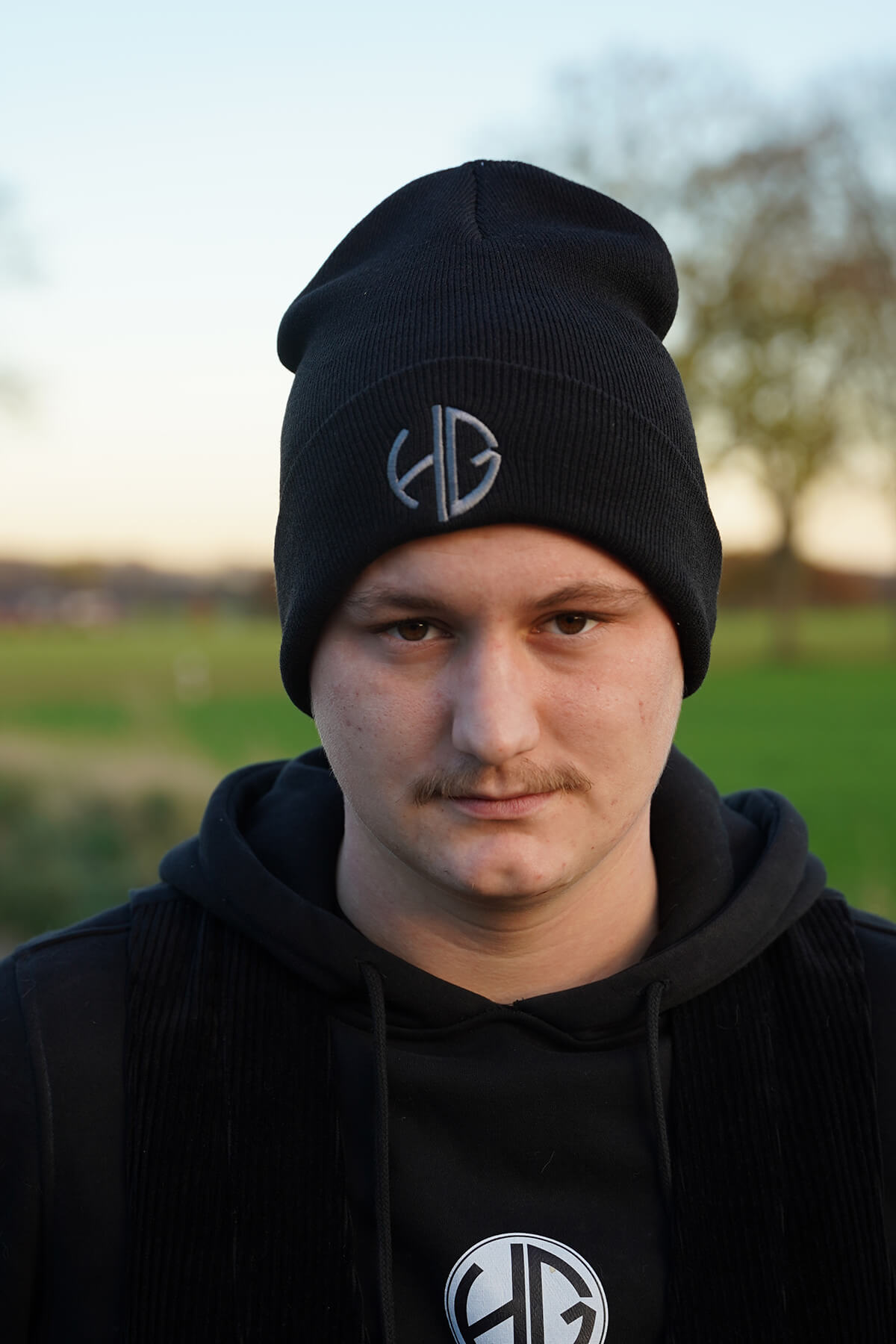 Wintermütze mit gesticktem Logo