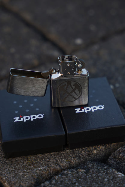 Ansicht Zippo mit gelaserter Gravur
