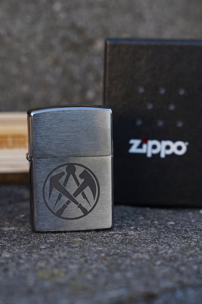 Ansicht Zippo mit gelaserter Gravur
